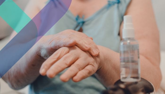 Alerta Coronavirus: 13 respuestas que debes saber si cuidas de un adulto mayor